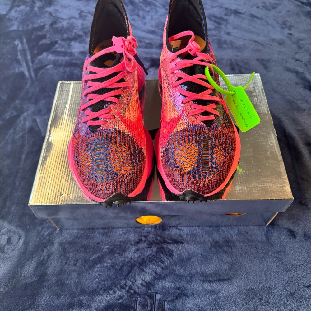 Off-White Nike Air Zoom Tempo Next Never worn